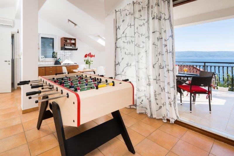 Vila Jadran Omiš Esterno foto