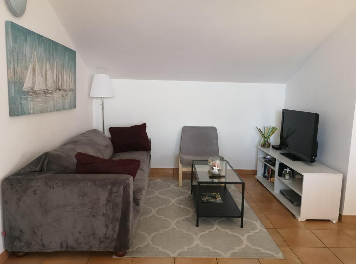 Vila Jadran Omiš Esterno foto